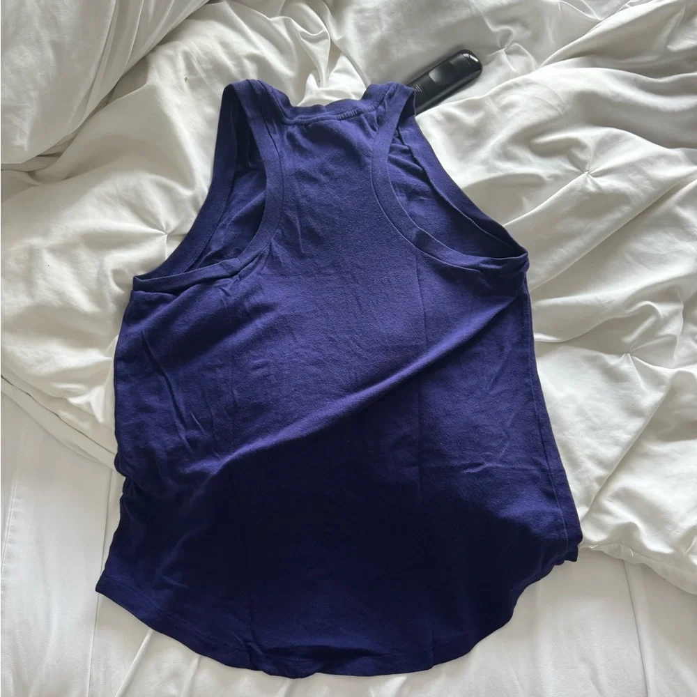 Workout tank - Picture 3 of 4